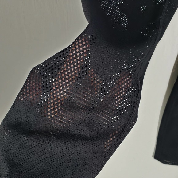 Zyia Active Black Luxe Camo Mesh 7/8 Leggings 0 - Picture 6 of 11